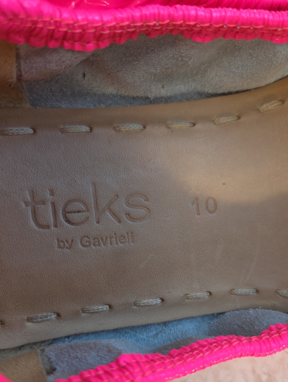 Tieks Pop Pink Ballet Flats Size 10 Offers Welcome!! - Picture 2 of 15